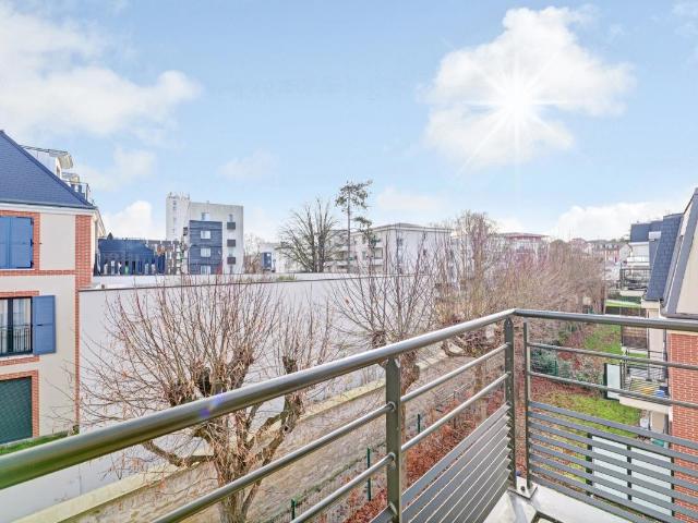 A vendre 2 pièces de 40m² Verneuil sur Seine Train ligne J