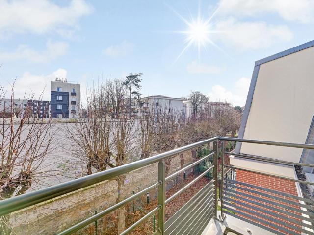 A vendre 3 pièces de 58m² Verneuil sur Seine Train ligne J