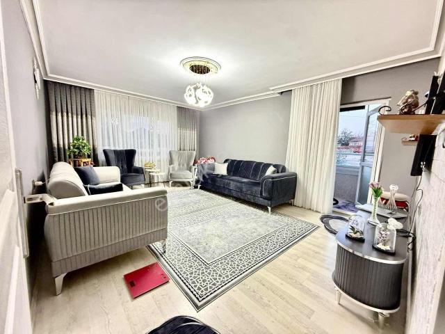 Avantajdan Yeşilbayırda Okul cadde Yakını Arakat Yapılı 3+1daire