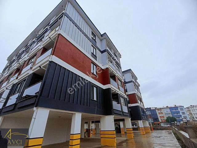 Avcı'dan Cumhuriyet Mahallesinde Deniz Manzaralı 1+1 Daireler