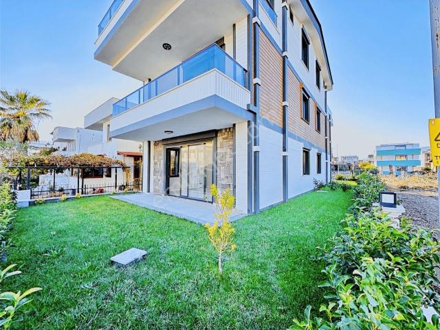 Avcı'dan Denize 300mt Sıfır Teraslı Ful Islak Zeminli Villa