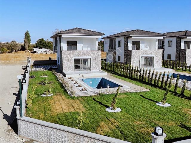 Avcı'dan Güre akçay Arası 600m2 Arsa Müstakil Havuzlu Lüks Villa