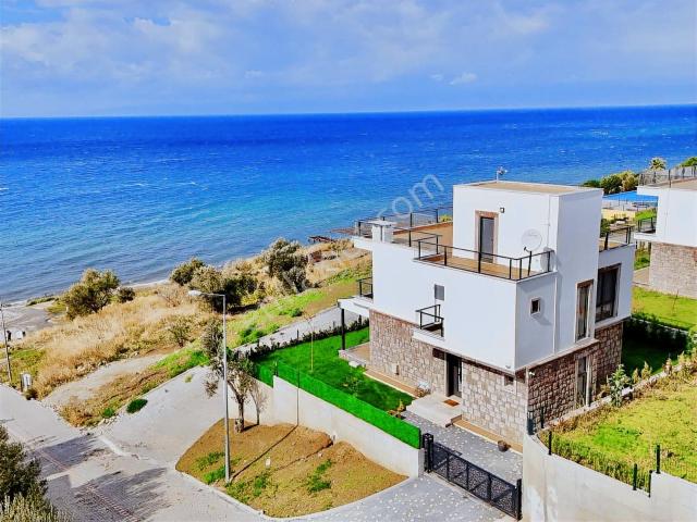 Avcı'dan Her Kat Deniz Manz Denize Sıfır İkinci Villa