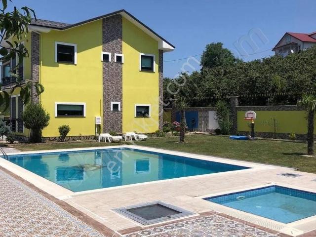 Avcı'dan Satılık Müsakil Havuzlu Villa