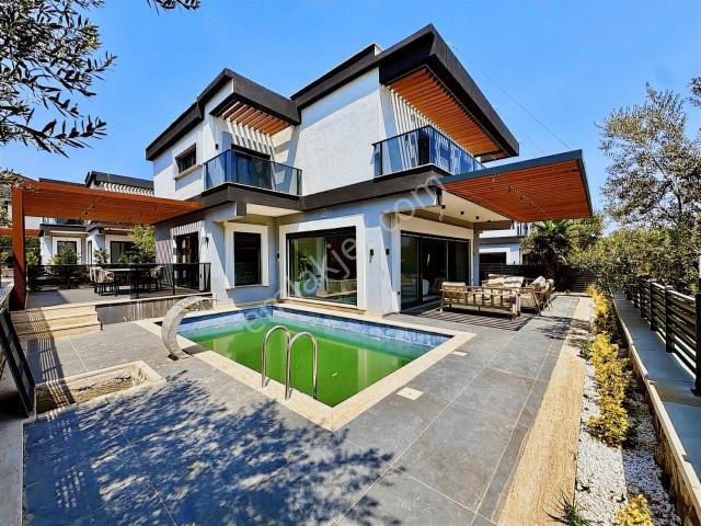 Avcı'dan %25 Peşin 48 Ay Vade Kadar Müstakil Havuzlu Villa
