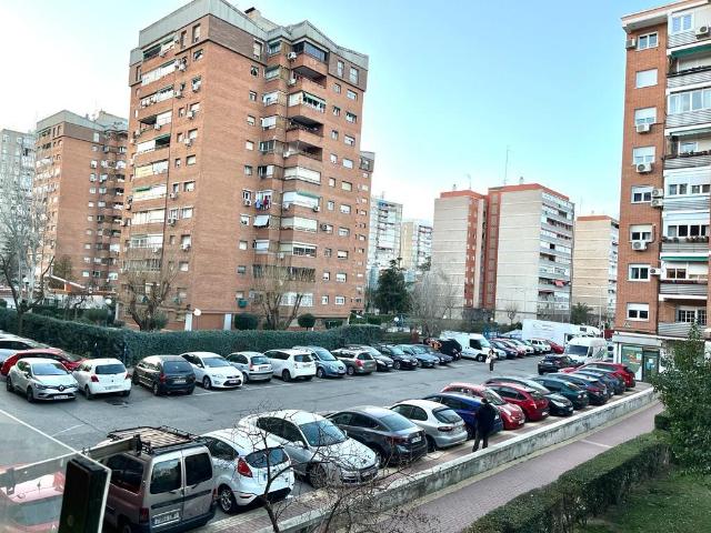 AVC INMOBILIARIO VENDE PISO