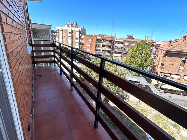 AVC INMOBILIARIO VENDE PISO