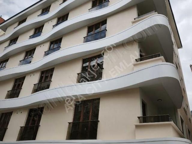 Avcılar Merkez 2+1 90m2 6100 000 Tl