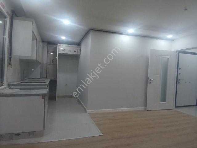 Avcılar Merkezde Sıfır Binada 1+1 Ön Cephe Bahçe Katı