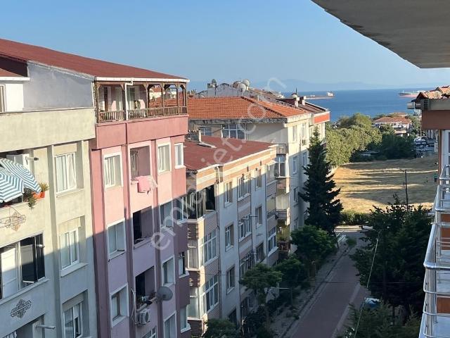 Avcılar Merkez'de Teraslı 4+2 Dubleks Yaşam Fırsatı