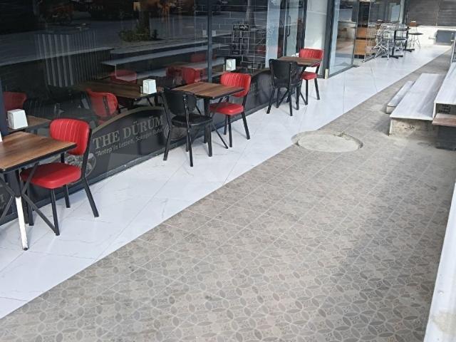 Avcılar Cihangir'de köşe başı cadde üzerinde Satılık dükkanlar