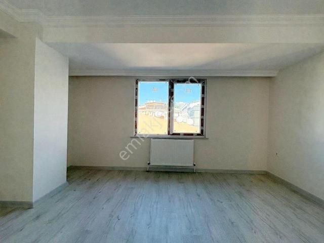 Avcılar Cihangirde Kaymakamlığa Yakın Kapalı Otoparklı 3+1 Daire