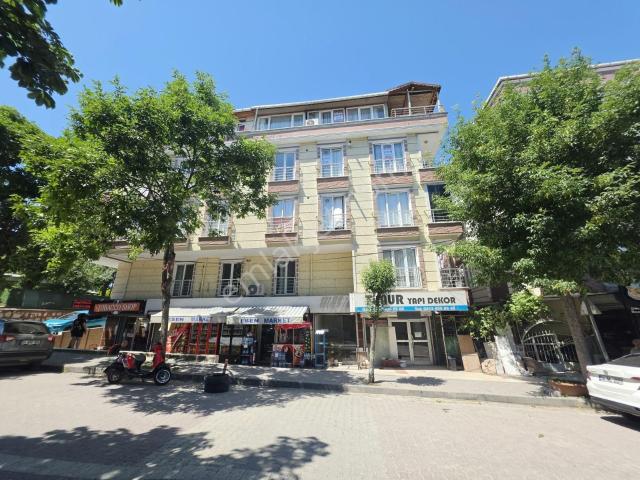 Avcılar Cihangirde Satılık Takasa Açık 220 M² Kiracılu Dükkan