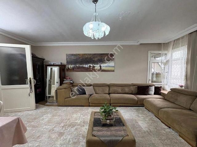 Avcılar Denizköşklerde Yatırımlık 2+1 Daire