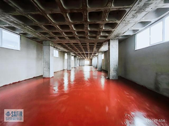 Avcılar firüzköyde 4250 m2 kullanımlı bahçeli kiralık fabrika