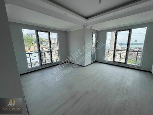 Avcılar Tahtakale Göl Manzaralı Satılık 3+2 Dubleks Daire