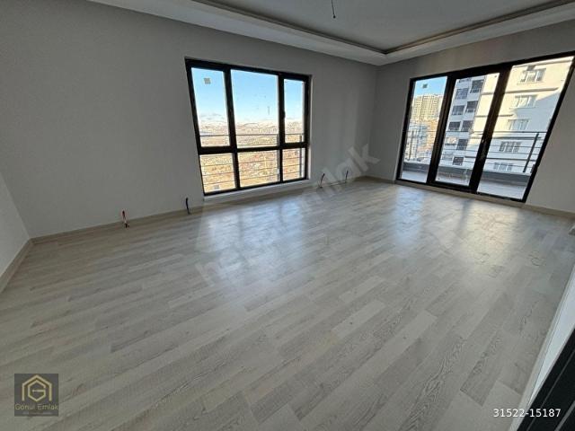 AVCILAR MAH TERAS BALKONLU YAPILI 3+1 CADDE ÜZERİNDE SIFIR DAİRE