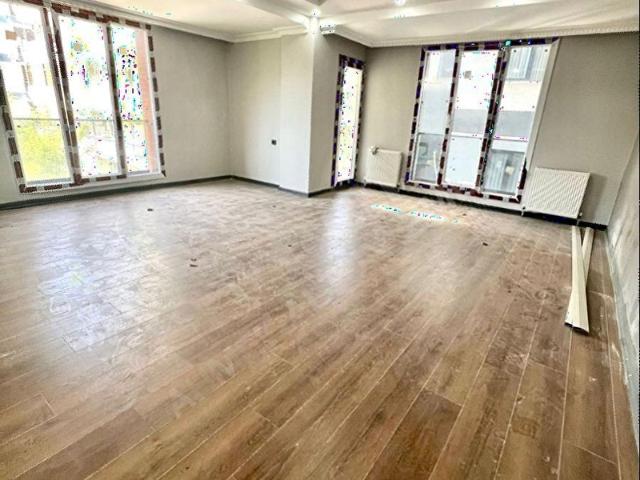 AVCILAR MERKEZDE 120 M2 REŞİTPAŞA CAD ÜSTÜ SIFIR DAİRE