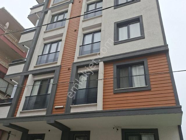 Avcilar İbb De Satilik Arkacephe Daire