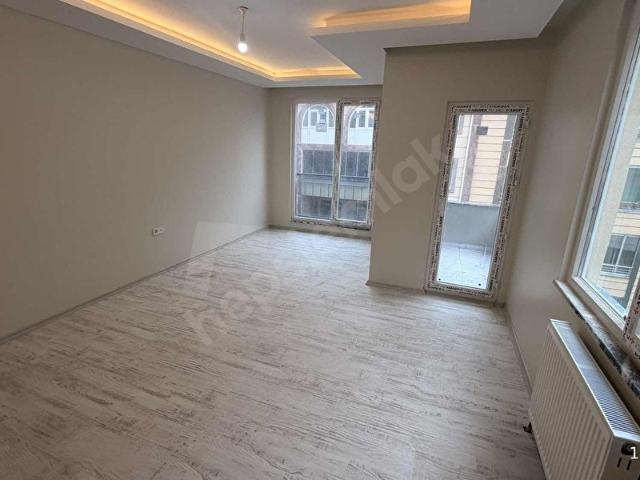 AVCILAR REŞİTPAŞA CADDESİNDE 3+1 ASANSÖRLÜ DAİRE