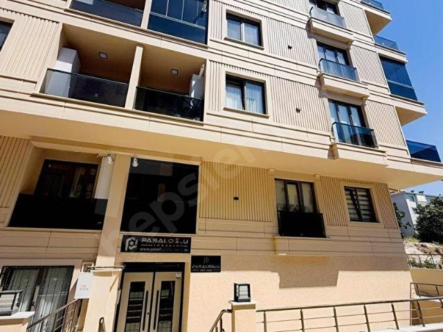 AVCILAR *SAHİLE YAKIN *SIFIR *3+1 125M2 4.KAT GÜNEY CEPHE KİRALI