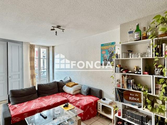 Avec sa cour intéreiure privative de 10m2