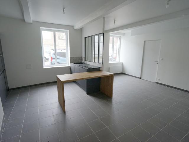 AVELIN APPARTEMENT T4 TRIPLEX