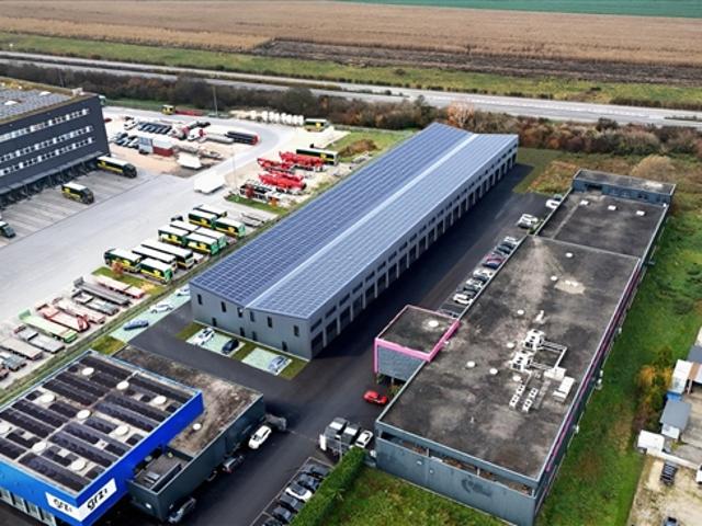 Avenches, zu vermieten, großes Industriegebiet + Ecktüren