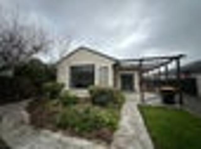 Avenal, 5 bedrooms, $695 pw