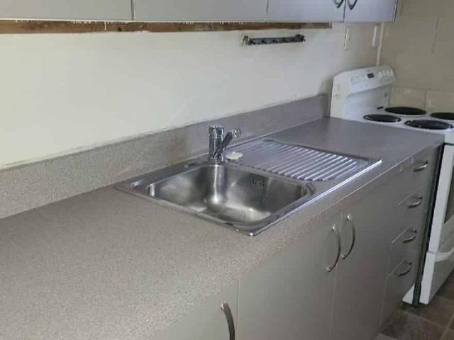 AVENAL One bedroom