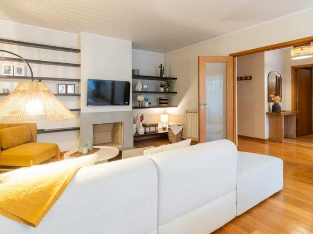 Avenida Menéres, Matosinhos, Aveiro 4450 069