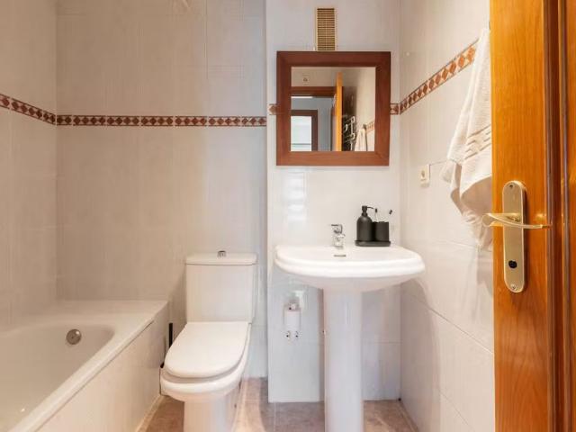 Avenida Alcalde Gisbert Rico, Valencia, Valencian Community 46013