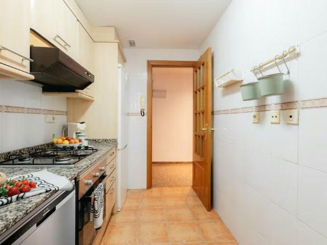 Avenida Alcalde Gisbert Rico, Valencia, Valencian Community 46013