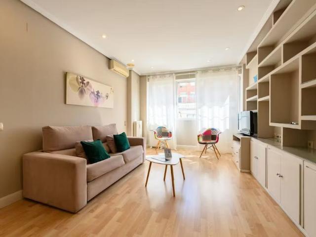 Avenida de América, Madrid, Community of Madrid 28028