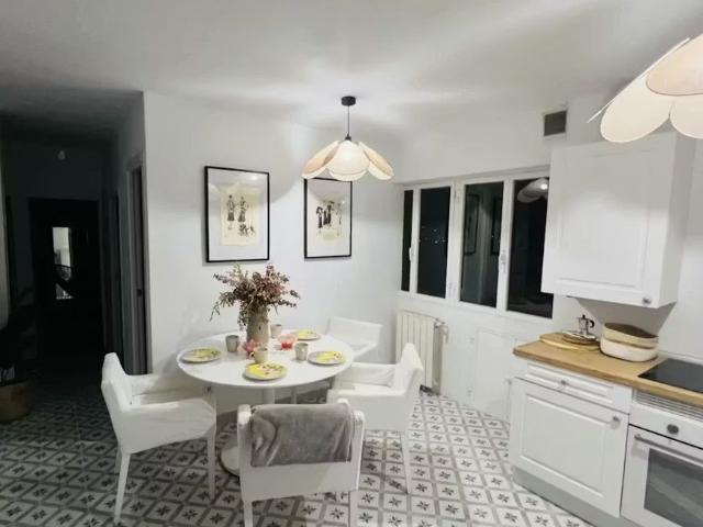 Avenida de la Guardia, Madrid, Community of Madrid 28048