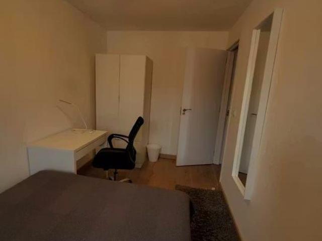 Avenida de las Vascongadas, Getafe, Community of Madrid 28903