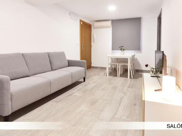Avenida Doctor Fedriani, Sevilla, Andalusia 41009