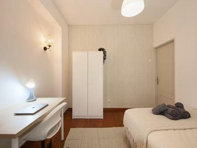 Avenida Infante Santo, Lisbon, Lisbon 1350 177