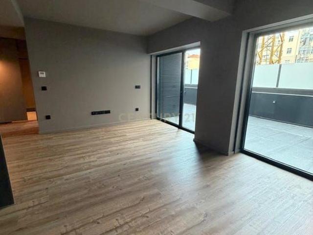 Avenida Visconde de Valmor 66, Lisbon, Portugal, Avenidas Novas, Lisbon 1050 242
