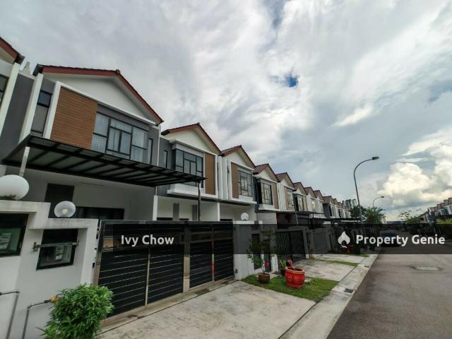 Avenue 26 Bukit Indah Double Storey For Rent
