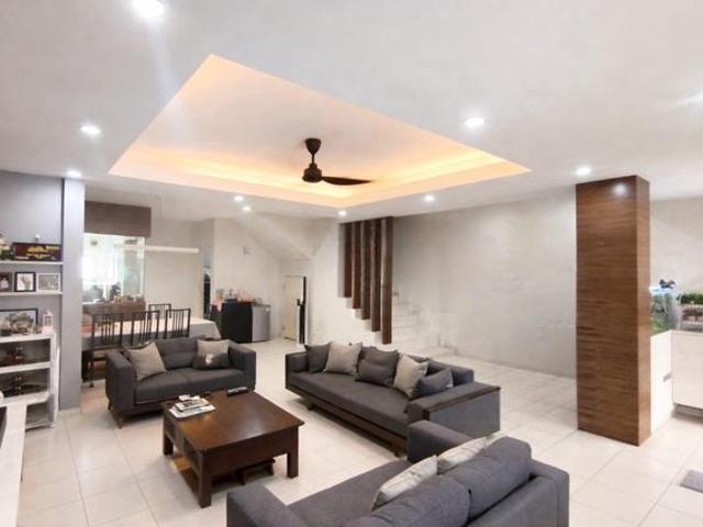 Avenue 8 Bukit Indah Double Storey 22x70 Good Condition