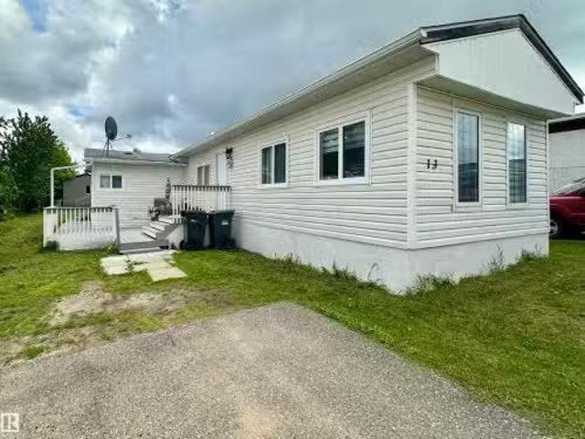 Avenue, Cold Lake, AB, T9M 1Z3 house for sale Listing ID E.
