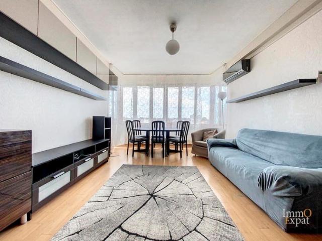 Avenue Brabançonne, 3 bedroom APARTMENT with cellar