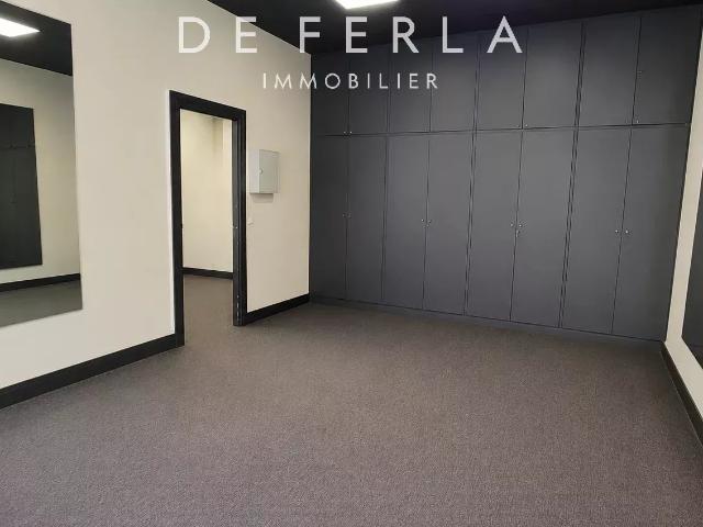 Avenue des Champs Élysées – Bureaux de 56 m²