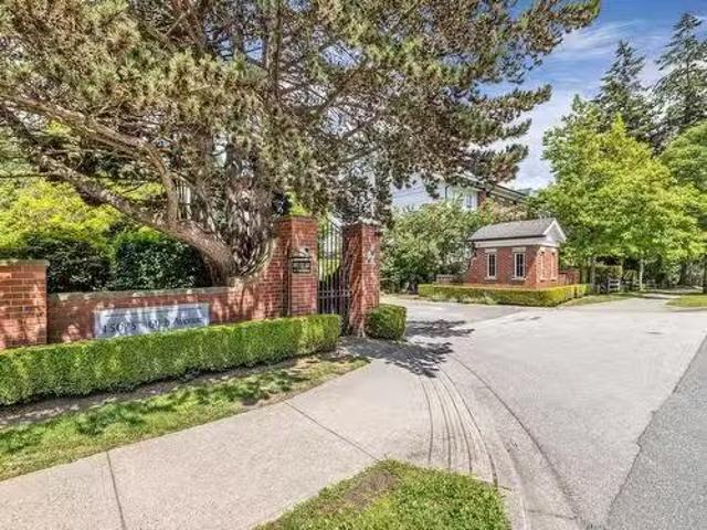 Avenue, Surrey, BC, V3S 1S1 house for sale Listing ID R290.