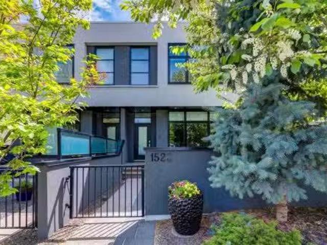 Avenue Sw, Calgary, AB, T2T 1J3 townhouse for sale Listing.