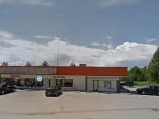 Avenue, Rocky Mountain House, AB, T4T 1C5 commercial for le.