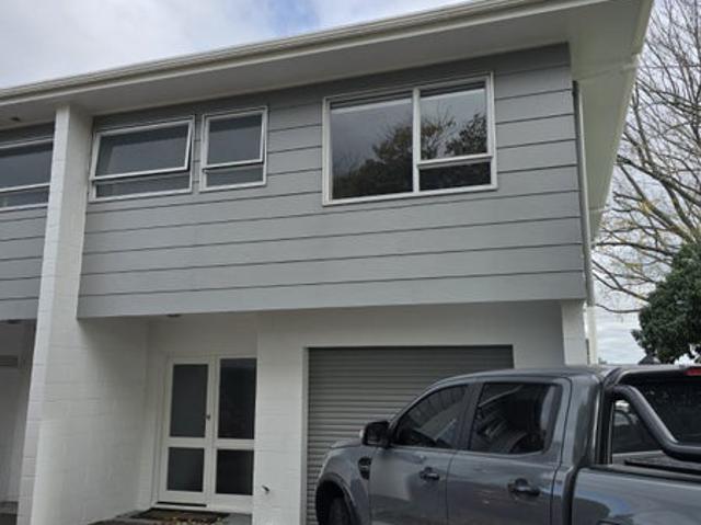 avenues, 2 bedrooms