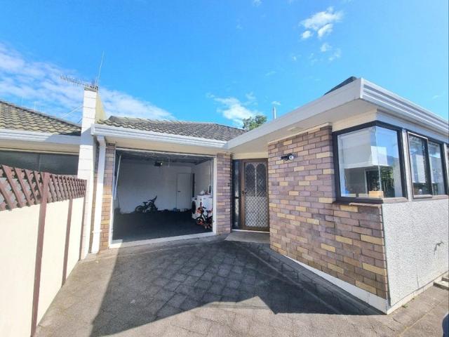 avenues, 2 bedrooms