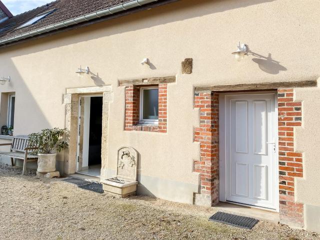Avize, ferme carrée restaurée 430m² Avize